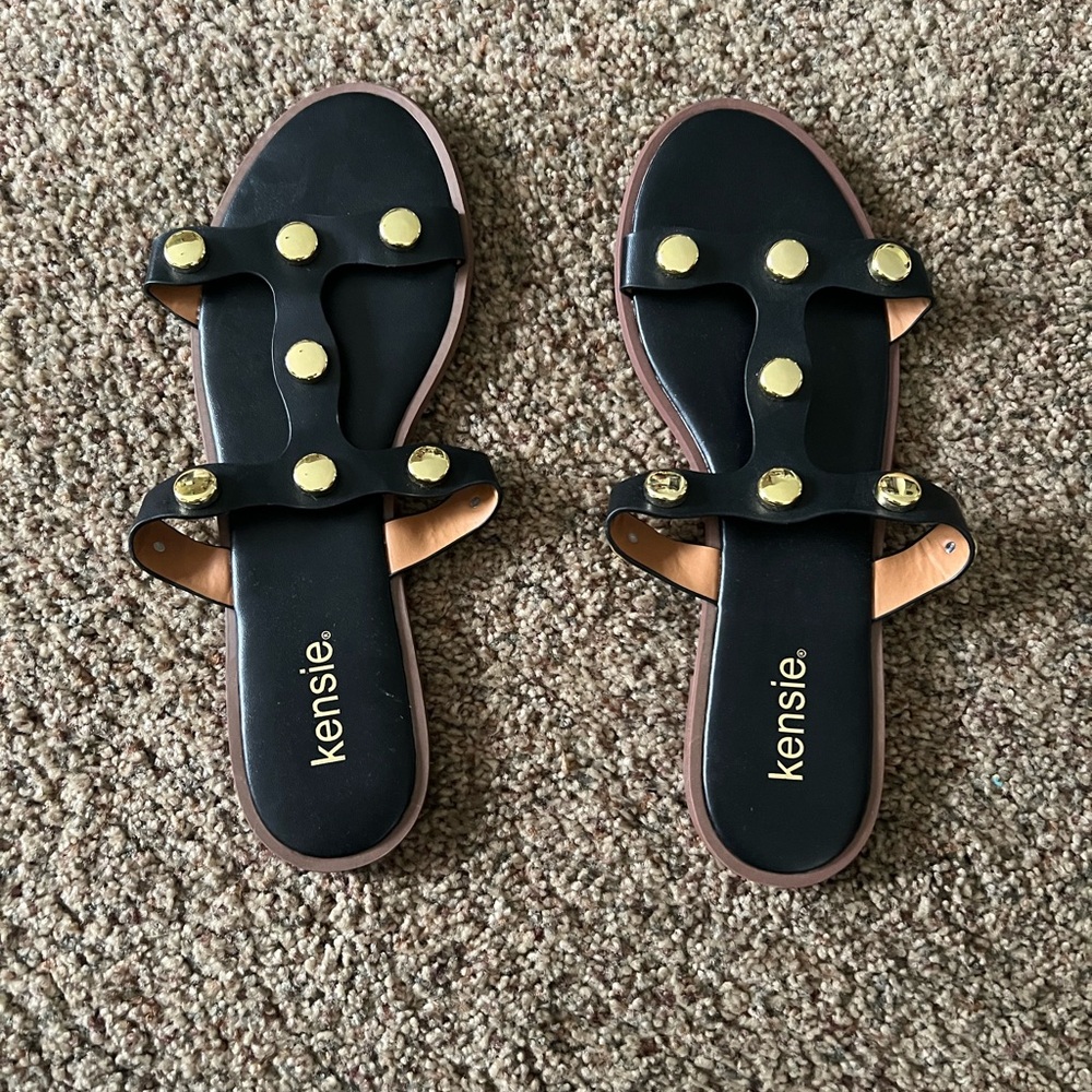 NWT sandals